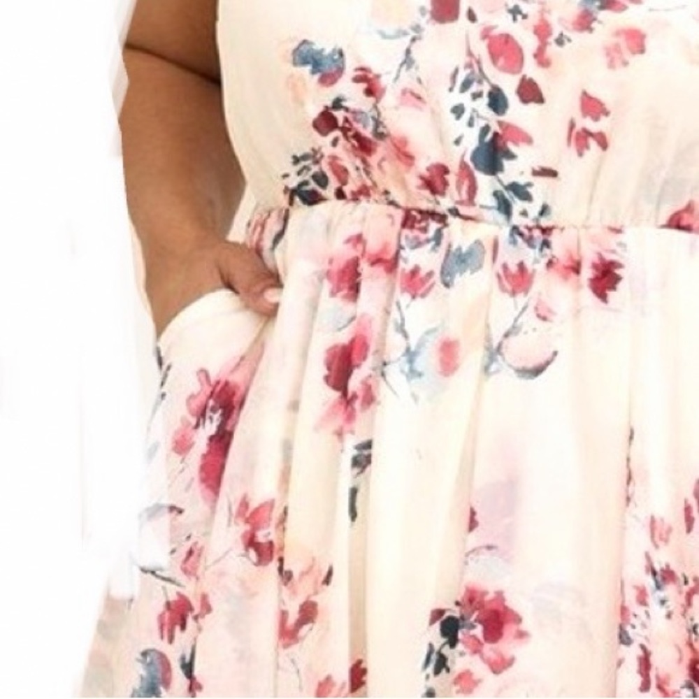 🆕🌺TORRID Midi Chiffon Pleated Floral Dress🌺 - Picture 4 of 15